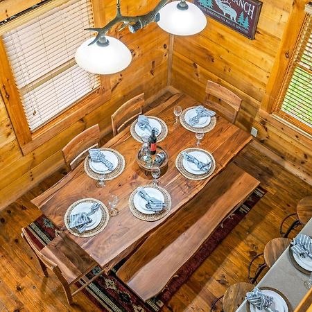 Charming Cabin W/ Hot Tub, Game Room, Top Location Pigeon Forge Zewnętrze zdjęcie