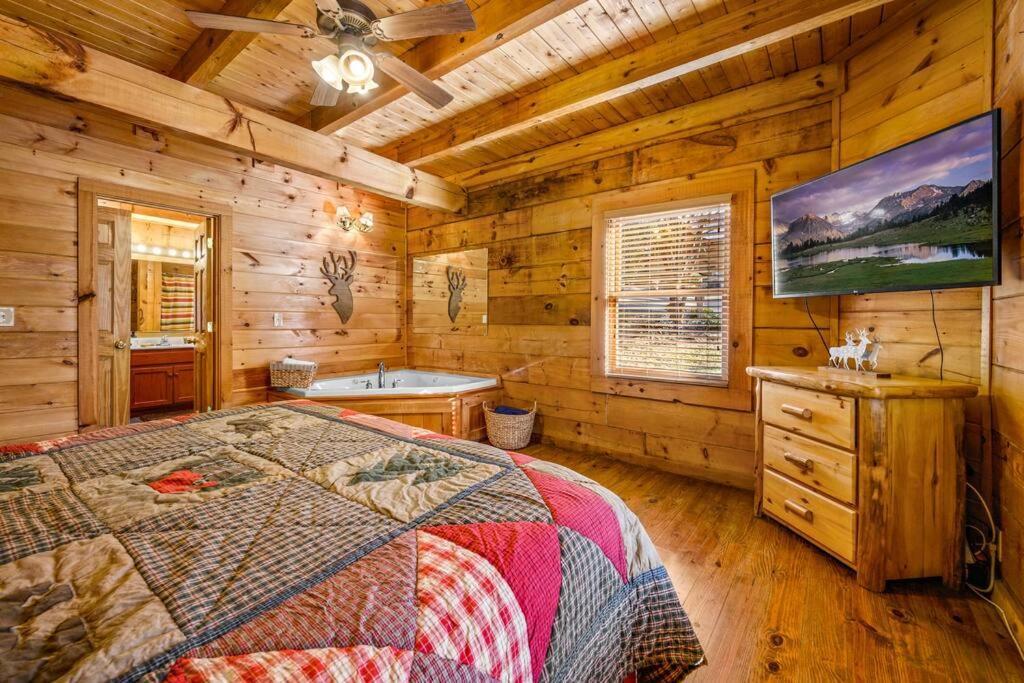 Charming Cabin W/ Hot Tub, Game Room, Top Location Pigeon Forge Zewnętrze zdjęcie