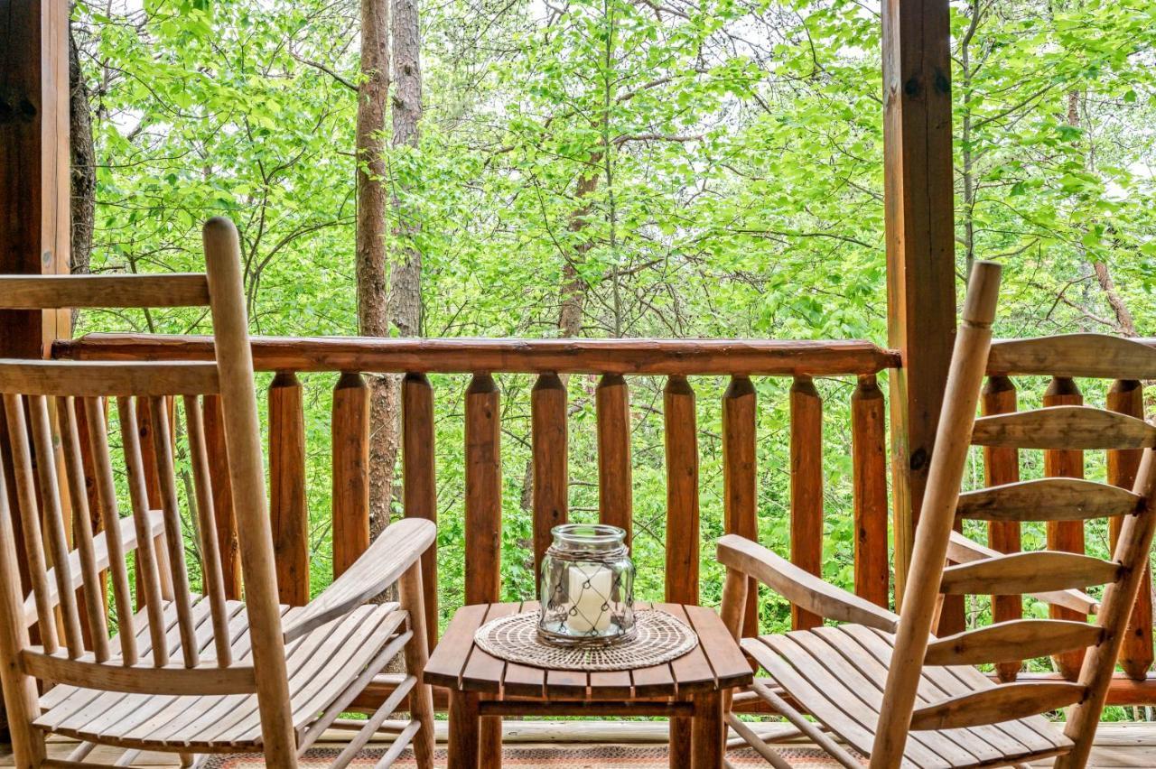 Charming Cabin W/ Hot Tub, Game Room, Top Location Pigeon Forge Zewnętrze zdjęcie