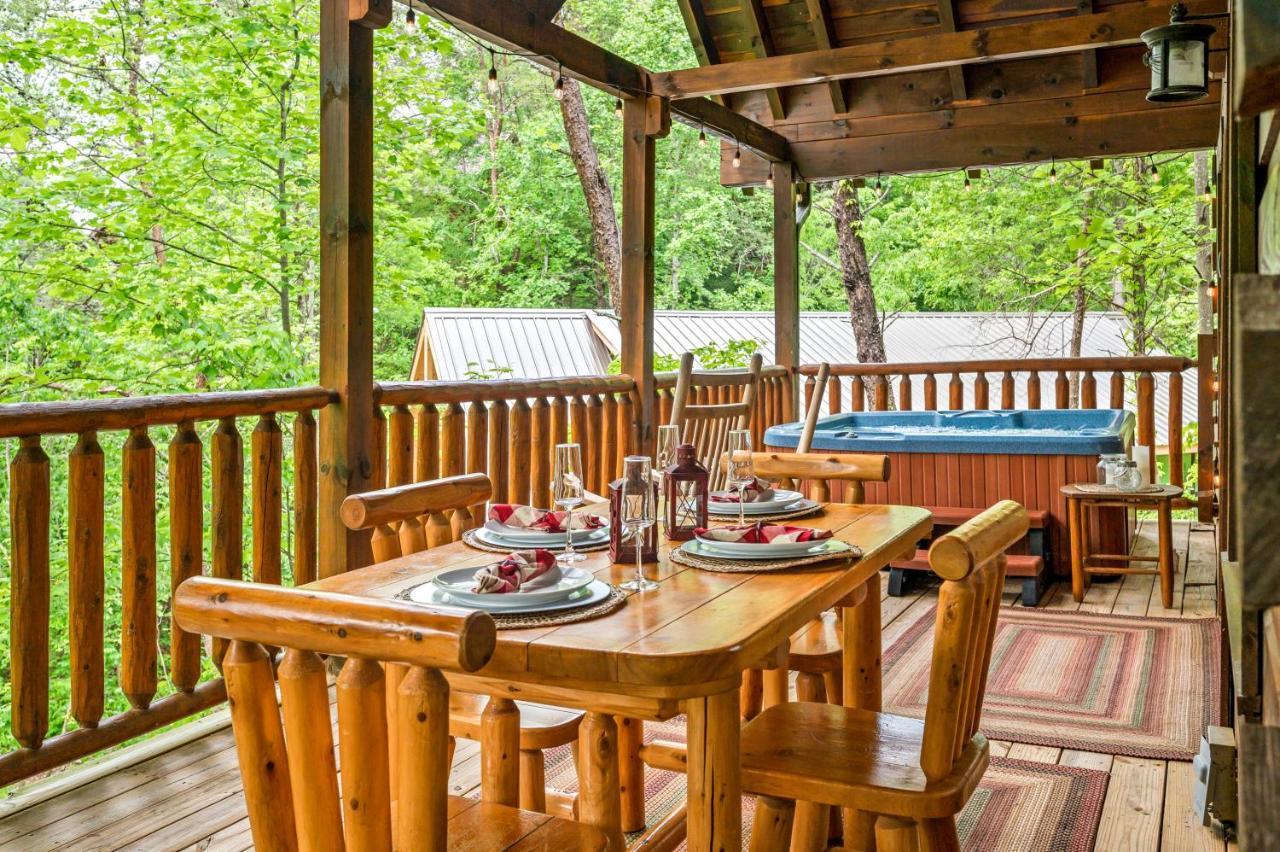 Charming Cabin W/ Hot Tub, Game Room, Top Location Pigeon Forge Zewnętrze zdjęcie